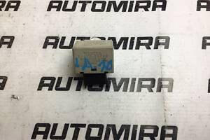 Реле вказівника поворотів Toyota Avensis T25 2003-2008 8198005040