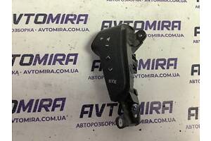 Кнопки руля управления магнитофоном Toyota Avensis T25 2003-2008 8425020010