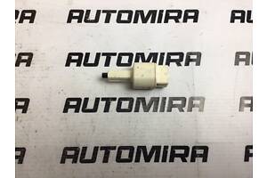 Датчик педали тормоза Toyota Avensis T25 2003-2008 8434009020