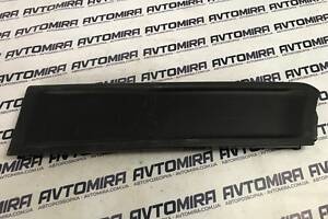 Накладка багажника левая Toyota Avensis T27 Wagon 2009-6474405010