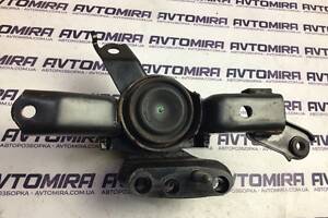 Опора двигуна права Toyota Corolla 1.4 D-4D 2006-2012 123050N080