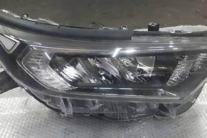 Toyota rav4 v фара правый перед 89908-42020