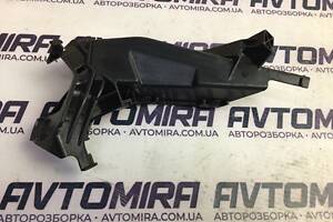 Кронштейн проводки Toyota Yaris III XP13 2010-2020 828150D110