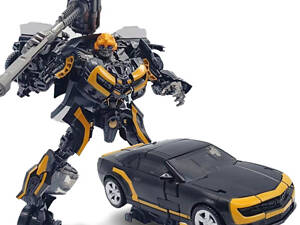 Трансформер автобот Бамблбі з аксесуарами (чорний) 16,5 см — Bumblebee