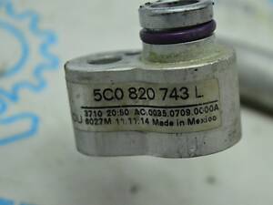 Трубка кондиціонера компресор-пічка VW Jetta 11-18 USA 2.0 1.8T (03) 5C0-820-743-L