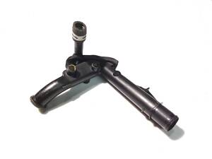 Трубка помпы пластик 1.5DCI 8V 8200552604 RENAULT Kangoo 09-17, Megane III 09-16, Logan 04-13, Duster 10-18; MERCEDES-BE