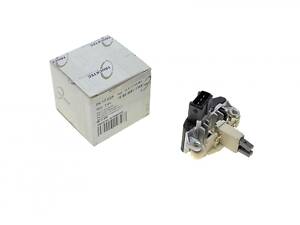 TRUCKTEC AUTOMOTIVE 08.17.025 Реле генератора (14V) BMW 3 (E46)/5 (E39)/7 (E38) 94-05