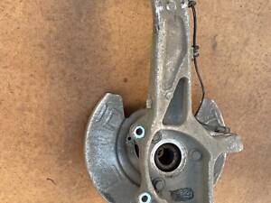 Левый поворотный кулак Tesla 3 1044311-00-E с ступицей в наличии Tesla model 3 оригинал Поворотный кулак передний левый