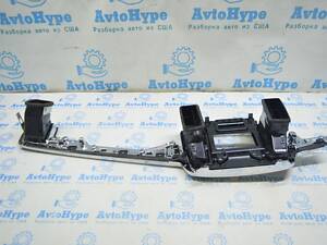 Центральна накладка (молдинг) торпеди Volvo S90 16-31688711 хром 32219361