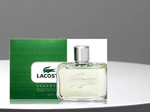 Туалетна вода Lacoste Essential