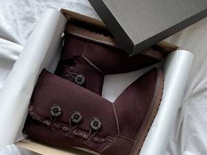 UGG Bailey Button Triplet II High Brown (Распродажа) 38 39