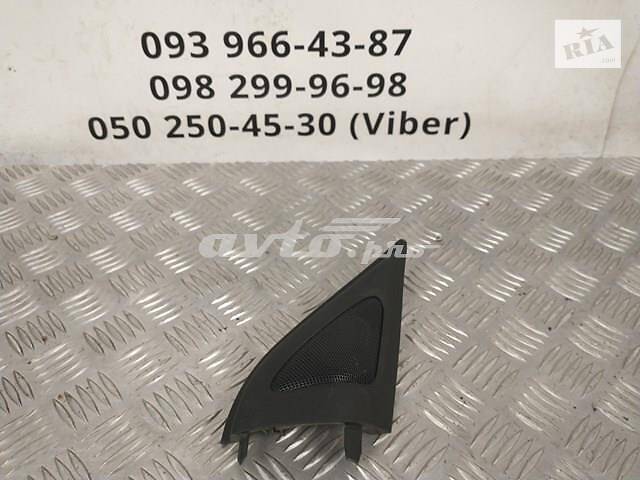 Уголок зеркала внутренний правый MR456048 Mitsubishi Outlander 1 2001-2006