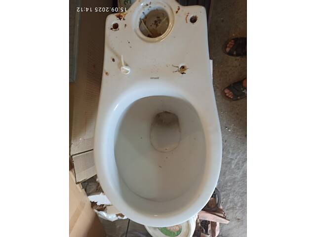 Унітази для будівництва, ремонтів дачі б/в. - Фото 1