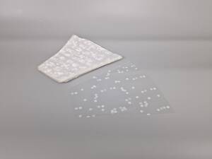 Упаковка конус под цветы h25/10низ/25верх белый (100 шт) 178 (2) Ромашка (100 шт)