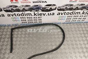 Уплотнитель двери (на кузове) передней левой 72355S4N003 Honda HR-V 1 1998-2006