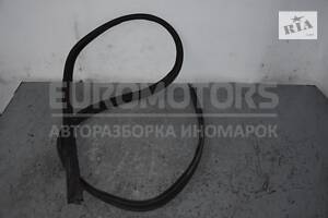 Уплотнитель капота Mercedes M-Class (W164) 2005-2011 A1648890198