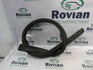 Уплотнитель под капот Renault MEGANE 3 2009-2013 (Рено Меган 3), БУ-285627