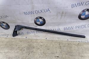 Уплотнитель стекла двери Bmw 3-Series E92 3.0 N54 2010 перед. лев. (б/у)