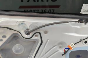 Уплотнитель стекла двери задней (левой) для Ford Escape 2013-2016 (CJ5Z 7825861-C)
