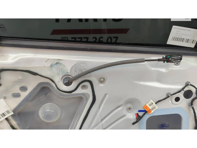 Ущільнювач скла дверей задньої (лівої) для Ford Escape 2013-2016 (CJ5Z 7825861-C)