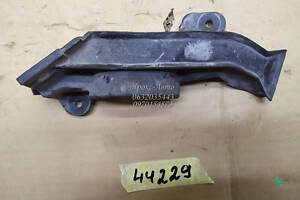 Уплотнительная резинка капота задняя правая BMW 5 F10/F11 2009> 000044229