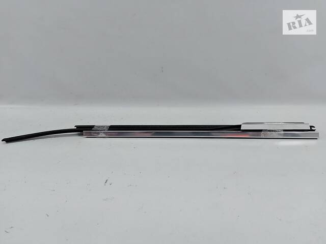 ущільнювальна гумка скла двері задньої правої внутрішня (хром) ● BMW 7 `09-15
