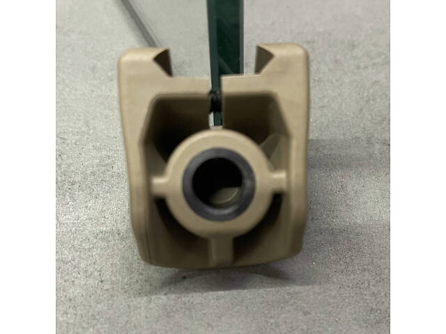 Упор DLG TACTICAL (DLG-151-beige) з гніздом для QD антабки, колір Койот, упор на цівку на планку Пікатінні - Фото 4