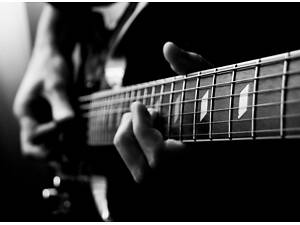 Уроки гри на гітарі та укулеле