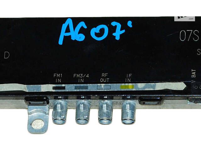 Підсилювач антени 4F9035225D AUDI A6 04-11