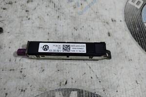 Усилитель антенны Volkswagen Jetta 2.5 2011 (б/у)