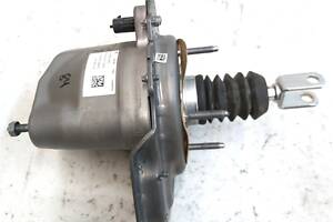 Усилитель электромеханический тормозов БУСТЕР без мотора и платы упраления с повреждением Tesla model 3 1044671-99-F