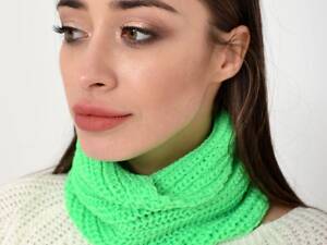 В'язаний жіночий хомут, 103R066