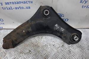 Рычаг правый Renault Megane 3 1.5 DIESEL K9K 2009 (б/у)