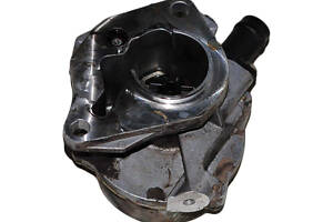 вакуумний насос 8200521381 RENAULT Kangoo 09-17, Megane III 09-16, Logan 04-13, Scenic III 09-16, Kangoo 08-17; NISSAN Qashqai 07-14, Note 05-12, Juke 10-19, Qashqai 14-22, Note 12-20; DACIA Duster 10