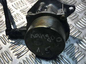 Вакуумный насос Renault Kangoo 1.5 DCI 1997-2007 8200113585