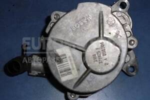 Вакуумный насос Renault Trafic 2.0dCi 2001-2014 8200376925 13692