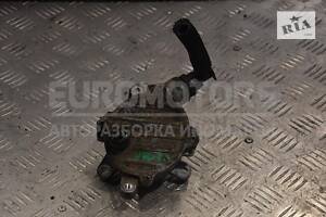 Вакуумний насос Volvo V70 2.4td D5 2001-2006 30677904 141 347