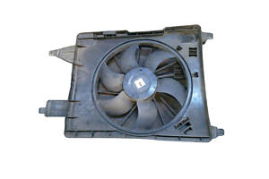 Вентилятор основного радіатора комплект D380 6 лопатей 2 піна 8200680824 RENAULT Megane II 03-09