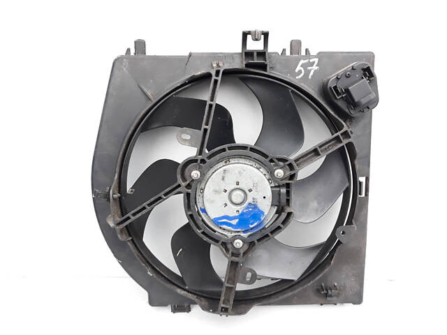 Вентилятор радиатора для Renault Modus 1.2 / 1.5 dCi - Фото 1