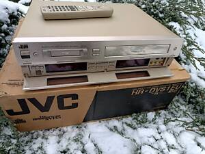 Відеомагнітофон SVHS, VHS, DV JVC HR-DVS1EU