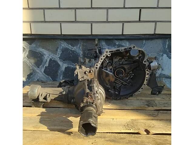 Вживана коробка передач КПП Toyota Rav4 2.0L 4WD (2000-2005р.в) Вживана коробка передач КПП Toyota Rav4 2.0L 4WD (2000-2005р.в)