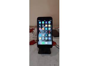 Вживаний Аппл Айфон 8 плюс 256 гб.