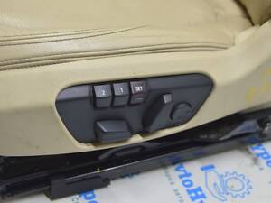 Водительское сидение BMW X1 F48 16-19 без airbag,электро,подогрев,память,кожа беж,потерто (01) 52107358301