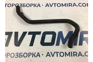 Патрубок системы охлаждения Volkswagen Golf 5 2.0 TDI 2003-2009 1K0121447S