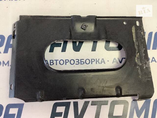 Полиця аккумулятора Volkswagen Transporter 5 2003-2015 7H0805283D