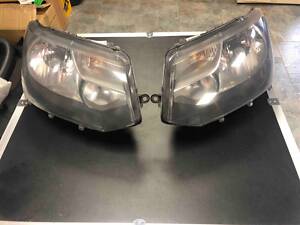 Volkswagen Transporter Transporter T5, 2003-2015, 5 покоління Фара права комплектна