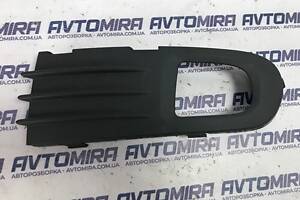 Решітка переднього бампера ліва Volvo S40 II 2003-2008 30655884