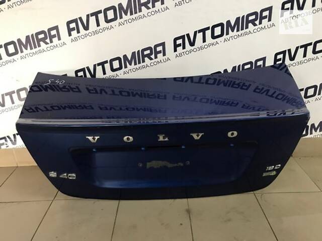 Кришка багажника Volvo S40 II 2003-2012 31218940