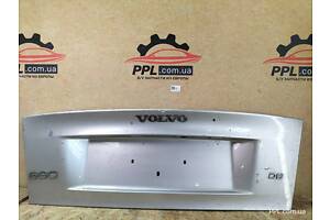 Volvo S60 2000-2010 накладка крышки багажника 30716384