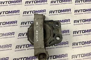 Подушка двигуна права Volvo V50 2.0 D 2004-2012 7M516F012